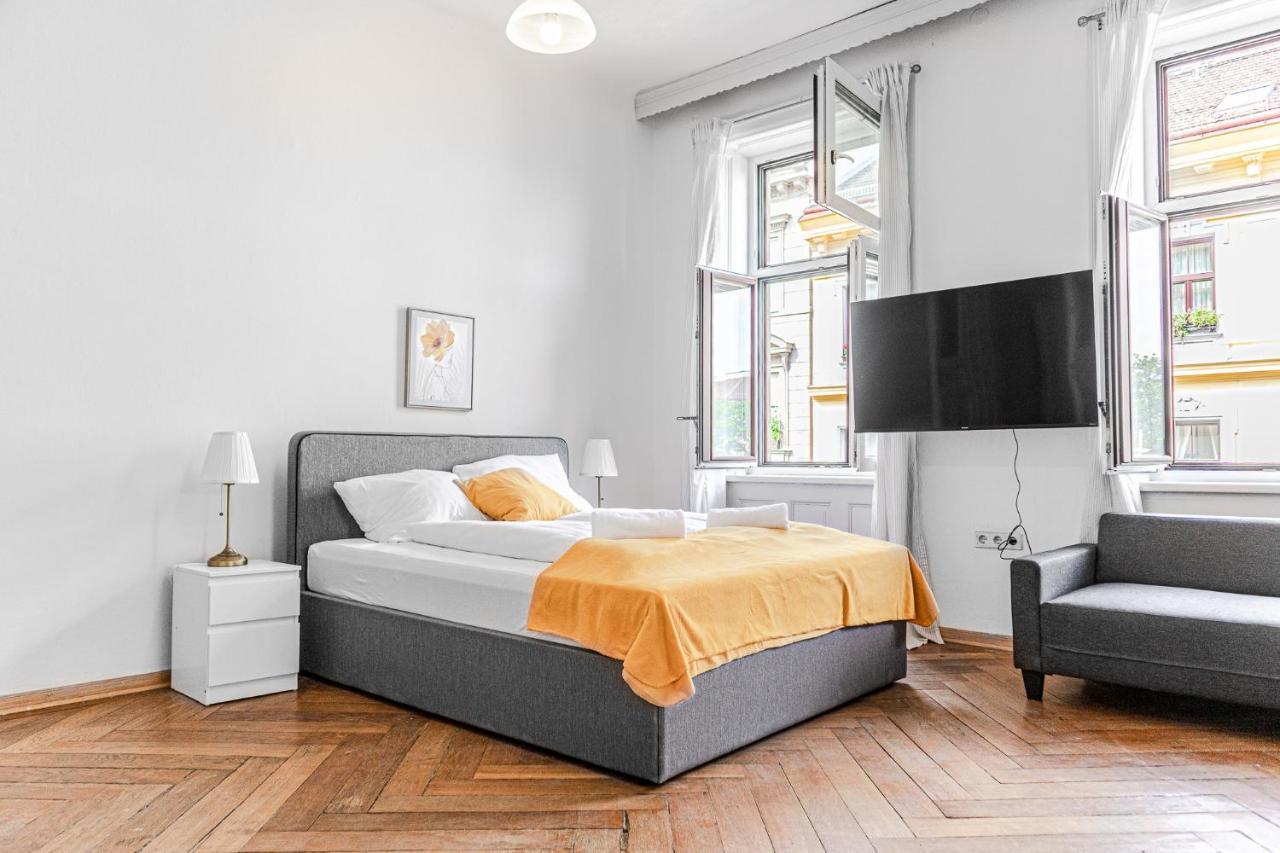 Cozy 2Br Apt. Near Akh Hospital-Ideal For Longstay Wien Exteriör bild